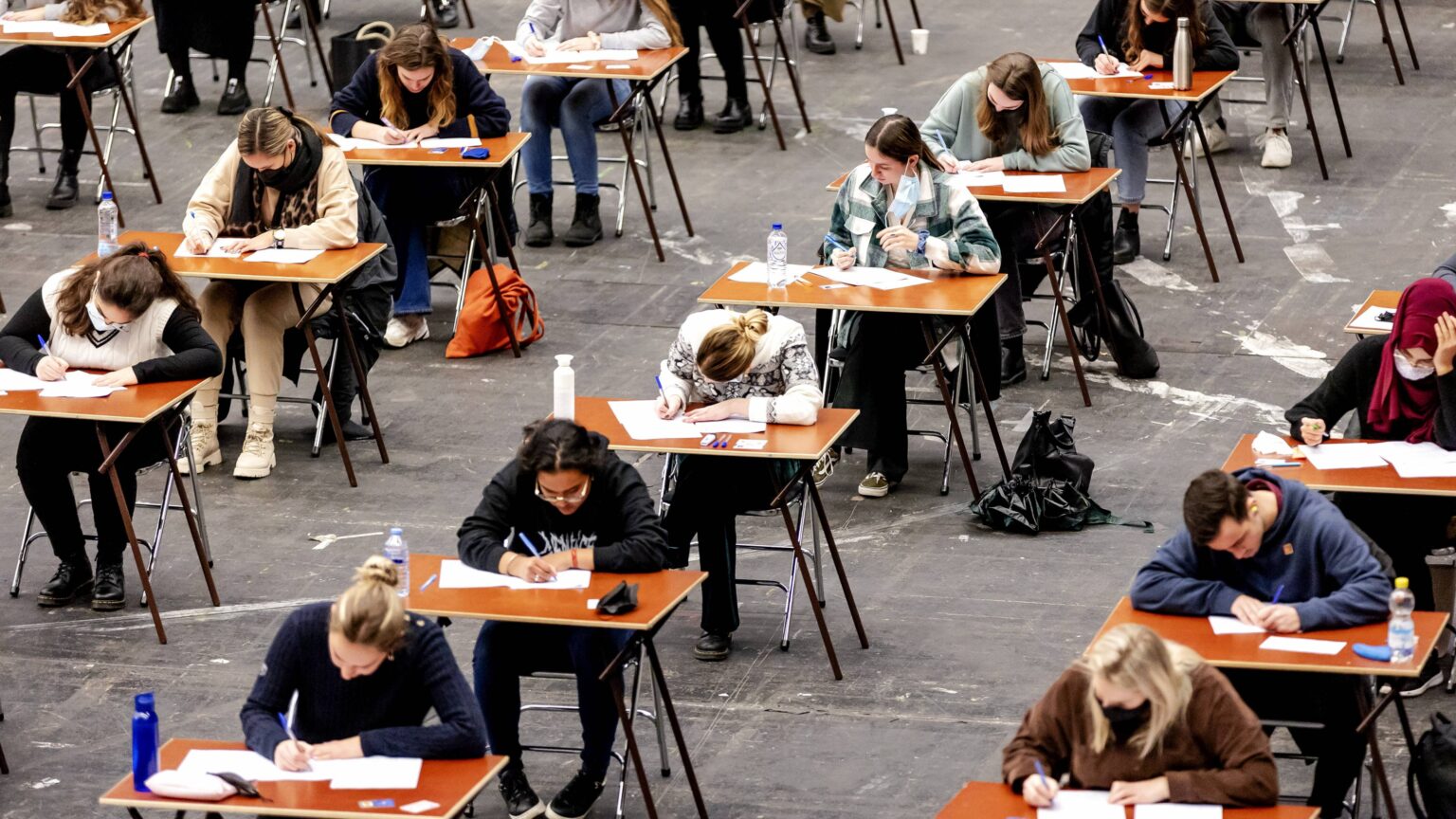 Centraal Schriftelijk Examen 5 Havo 2024 Tekencasa Bruggertstraat